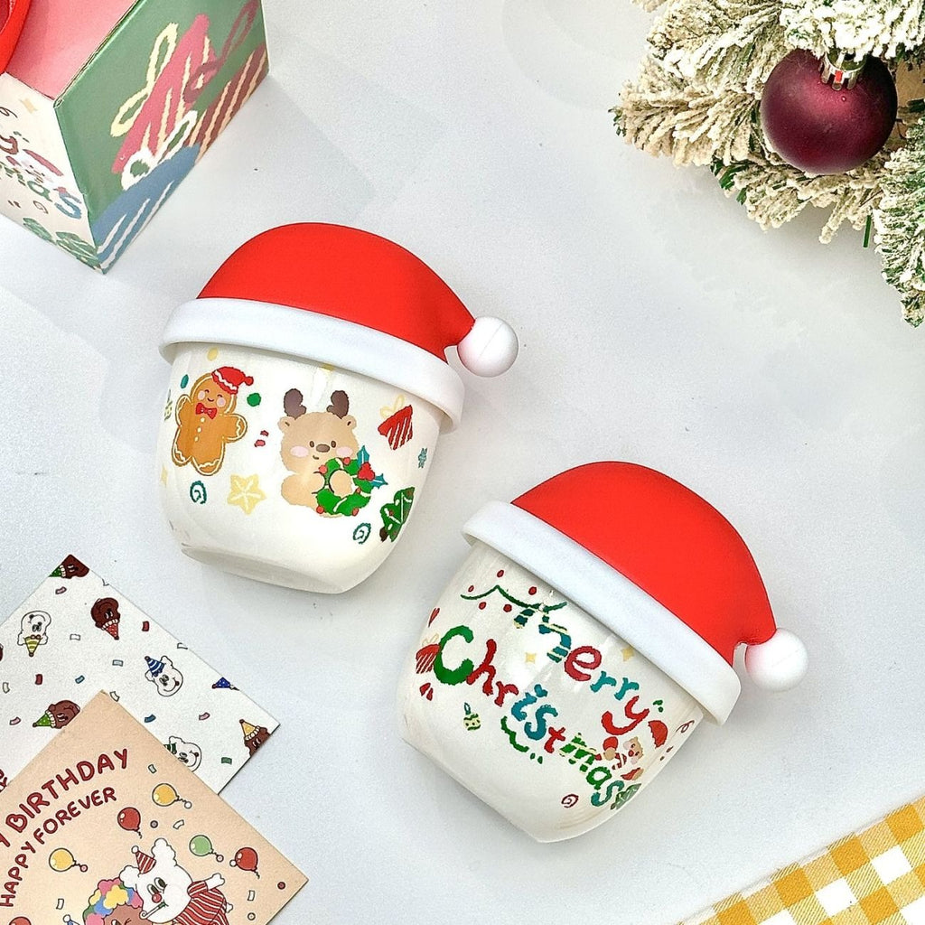 Cozy Christmas Hand-Warming Mug with Lid