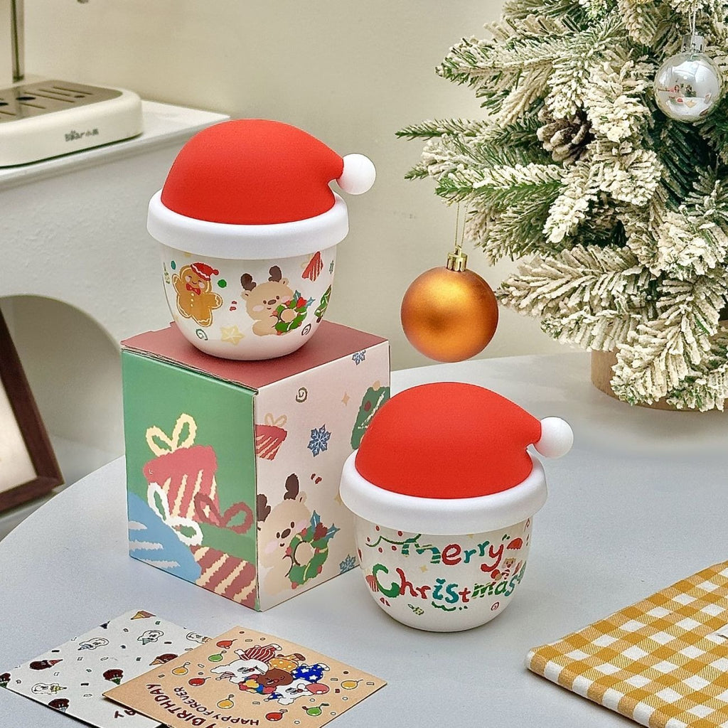 Cozy Christmas Hand-Warming Mug with Lid